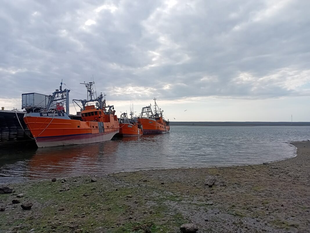 Puerto de San Antonio Oeste, en el Golfo San Matías, Río Negro