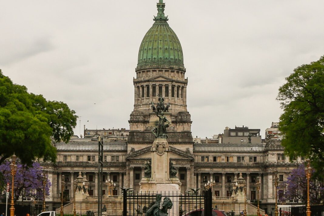 Cúpula y frente del Palacio del Congreso de la Nación Argentina